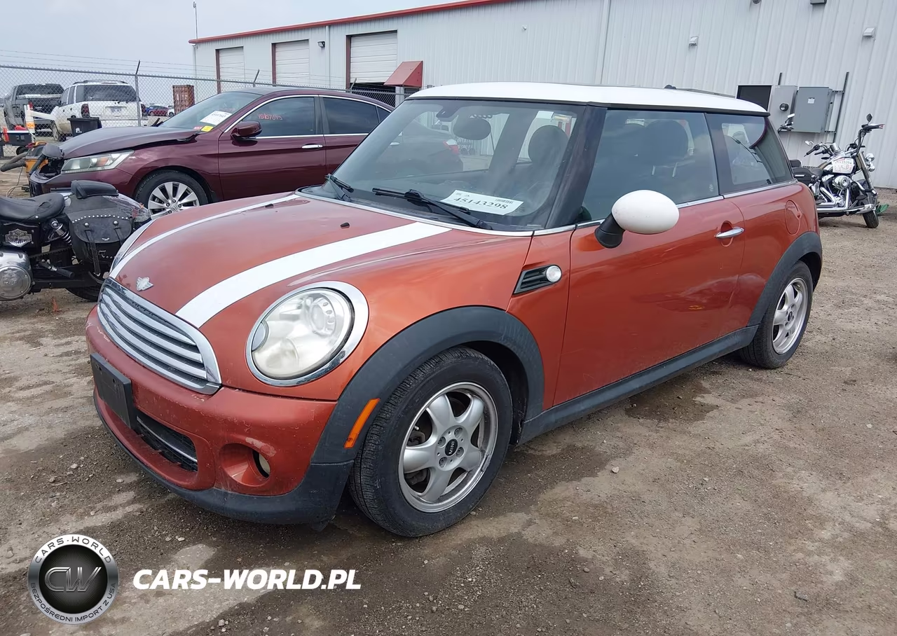 2011 Mini Cooper VIN:WMWSU3C52BT094922 - 2
