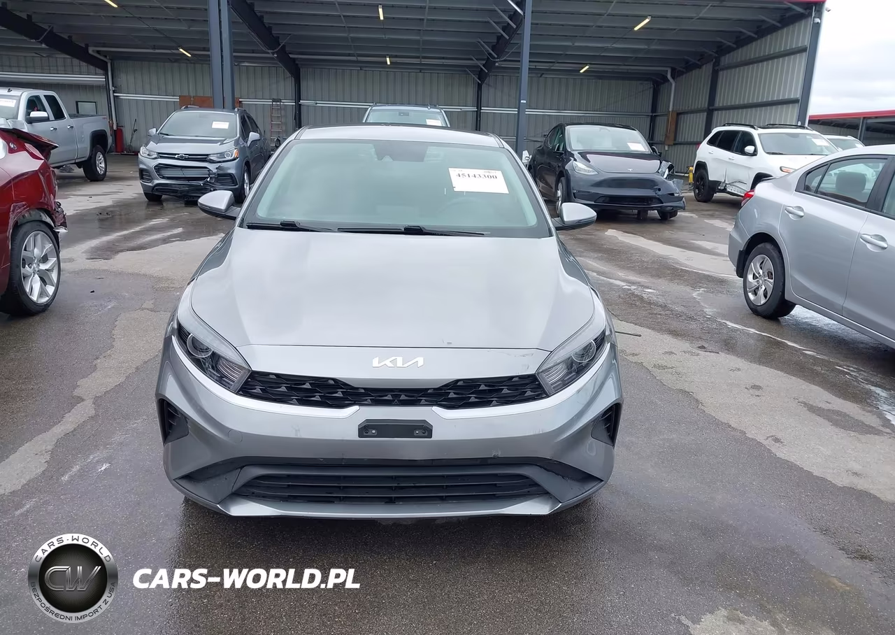 2023 Kia Forte Lxs VIN:3KPF24AD2PE685536 - 12