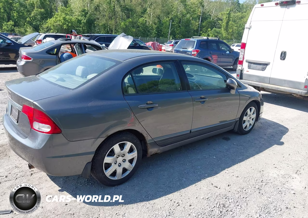 2009 Honda Civic Lx VIN:2HGFA165X9H355770 - 4