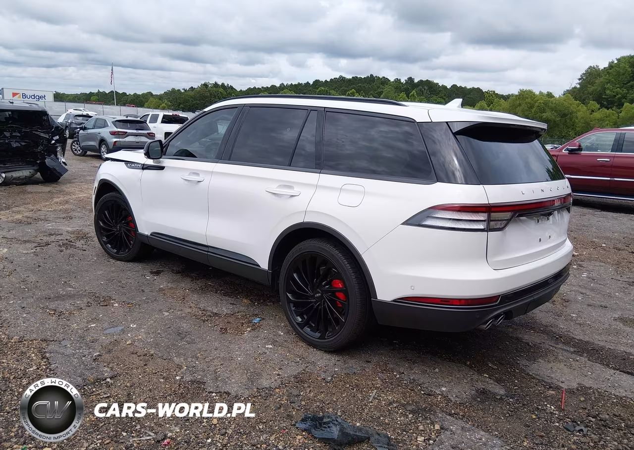 2023 Lincoln Aviator Reserve VIN:5LM5J7WC6PGL07907 - 3