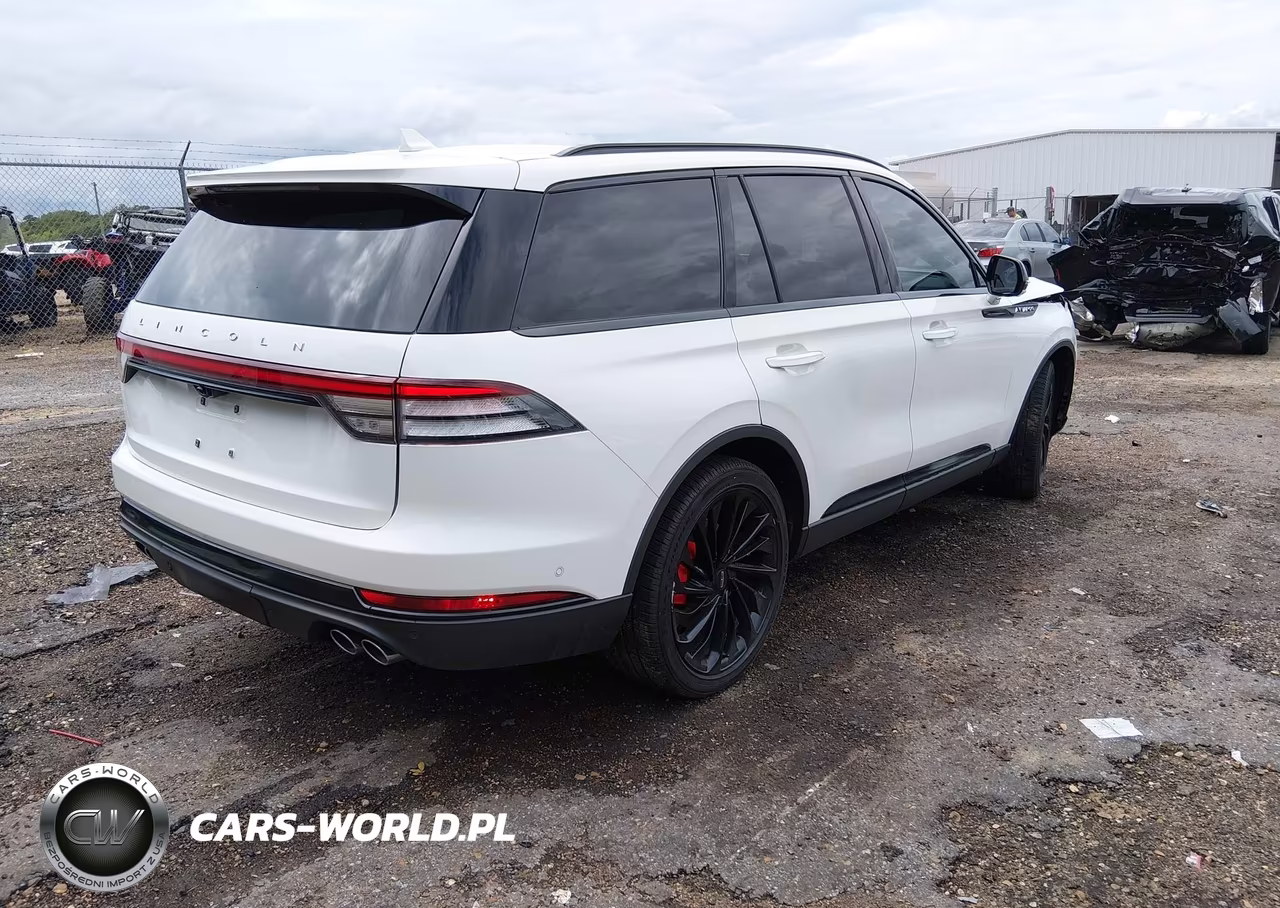 2023 Lincoln Aviator Reserve VIN:5LM5J7WC6PGL07907 - 4