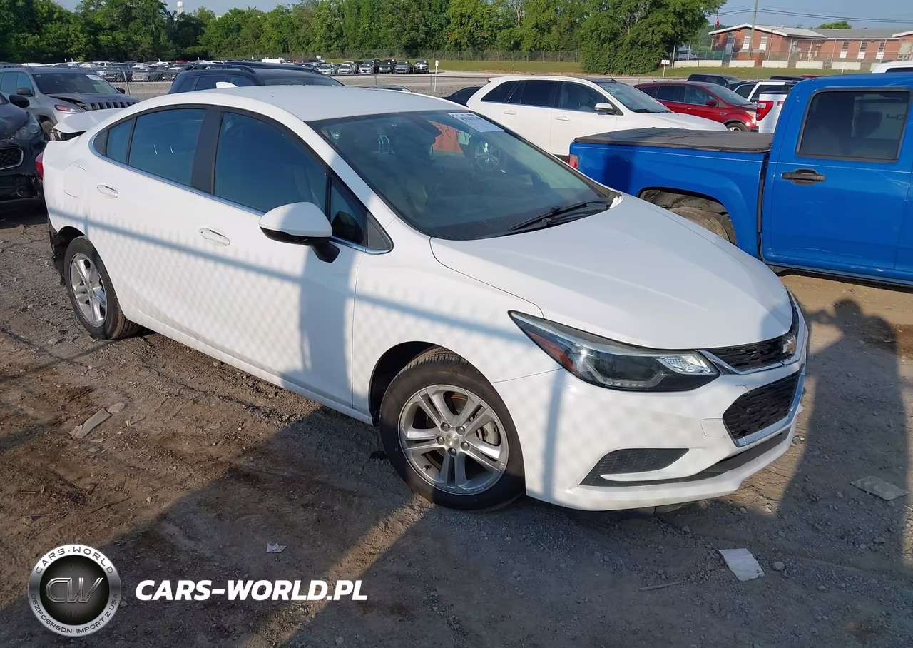 2017 Chevrolet Cruze Lt Auto – zdjęcie 1 z 16