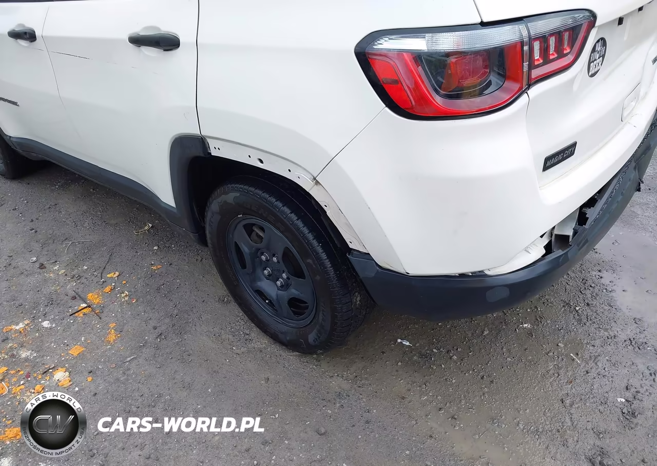 2018 Jeep Compass Sport Fwd VIN:3C4NJCAB0JT107154 - 18