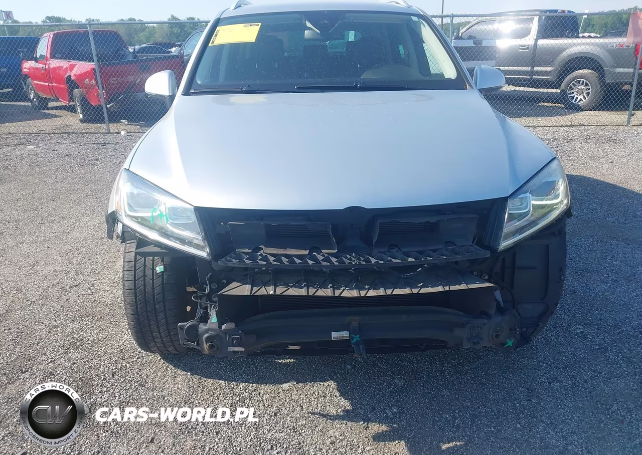 2016 Volkswagen Touareg Vr6 Sport VIN:WVGEF9BP4GD008829 - 6