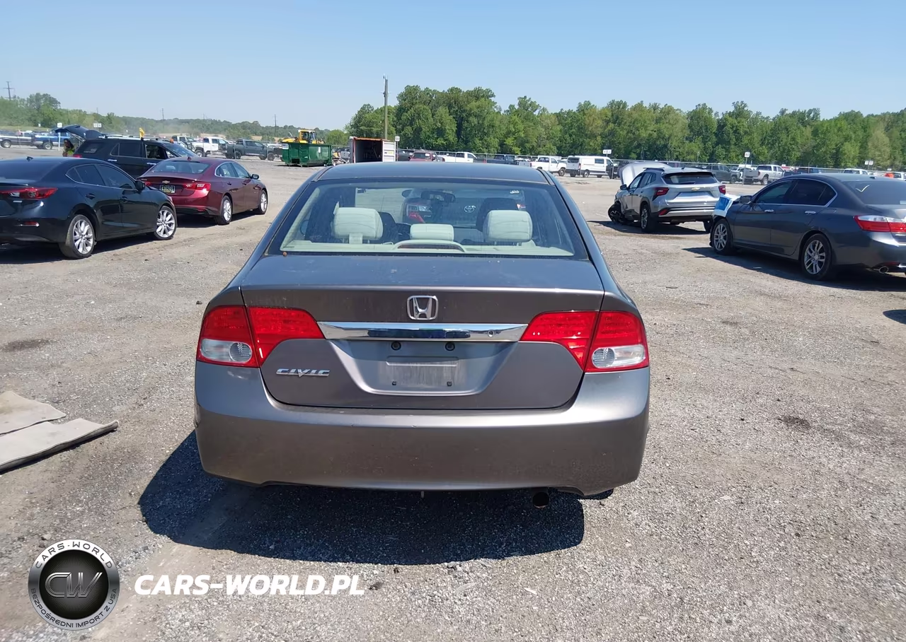 2009 Honda Civic Lx VIN:1HGFA16579L015589 - 16