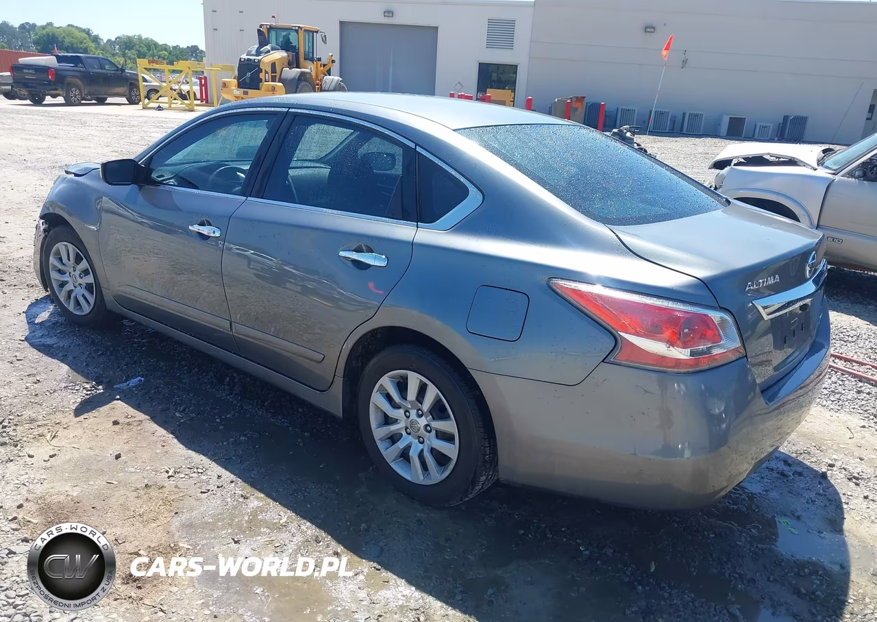 2014 Nissan Altima 2.5 S VIN:1N4AL3AP2EN343921 - 3