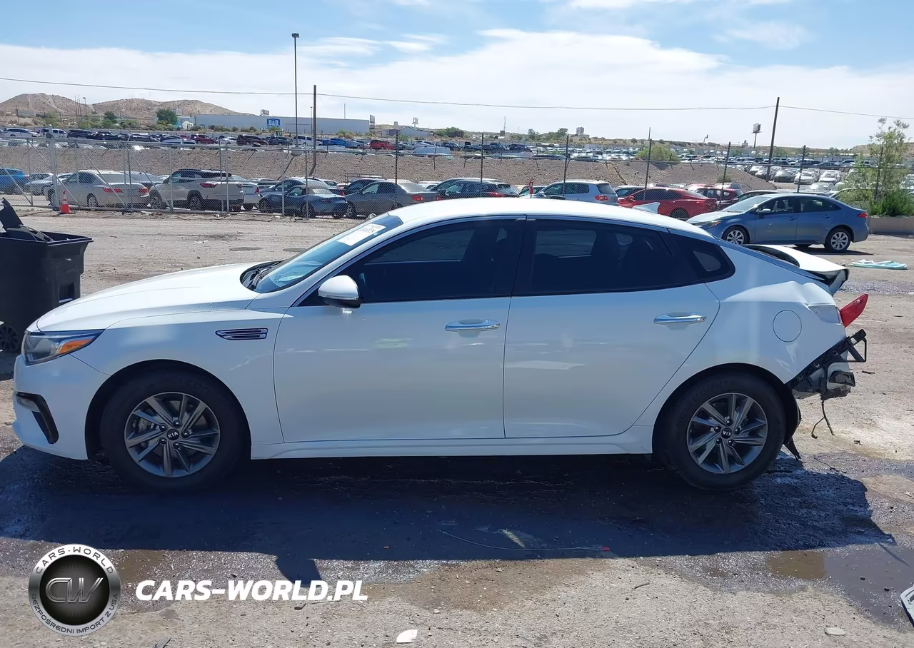 2019 Kia Optima Lx VIN:5XXGT4L32KG347253 - 15