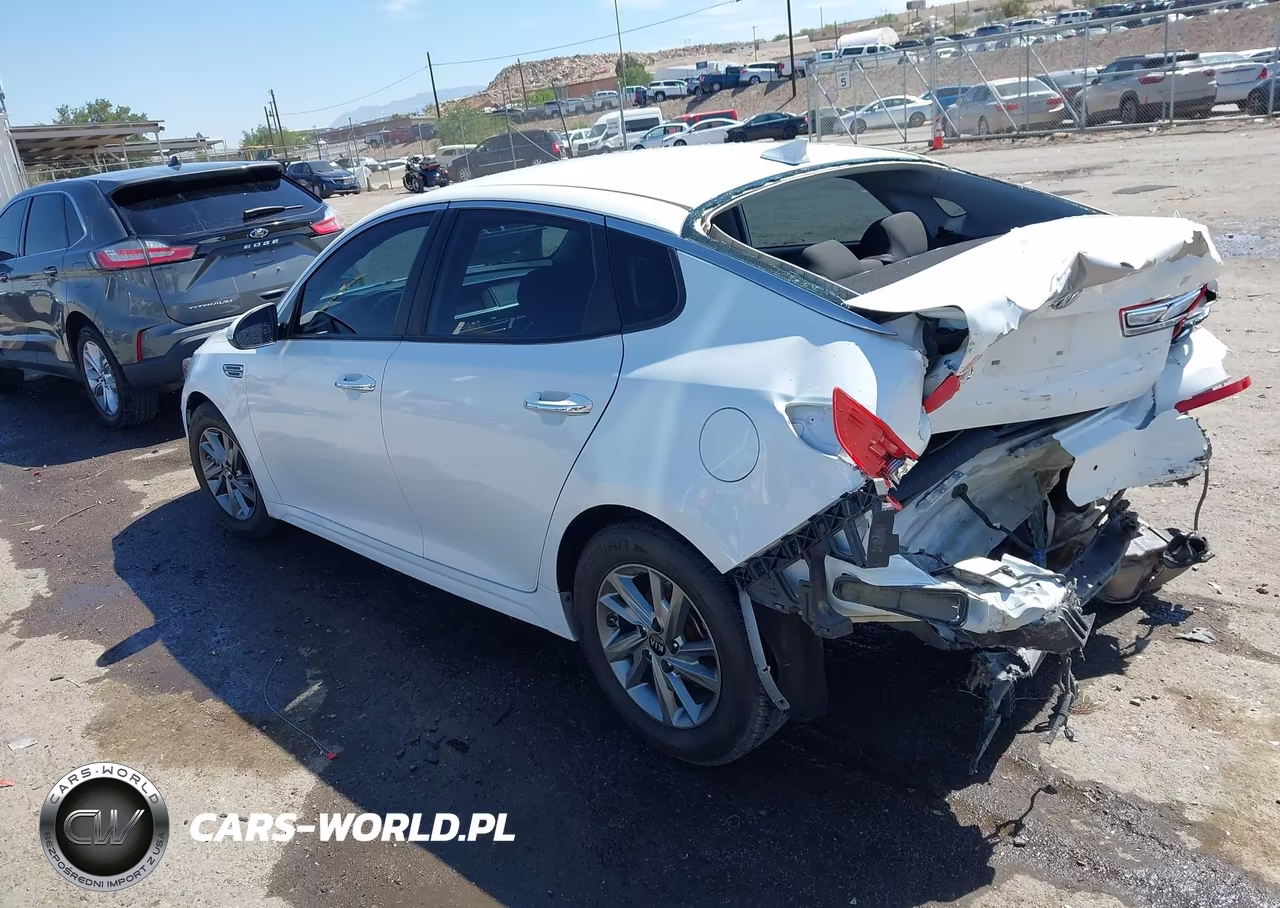 2019 Kia Optima Lx VIN:5XXGT4L32KG347253 - 3