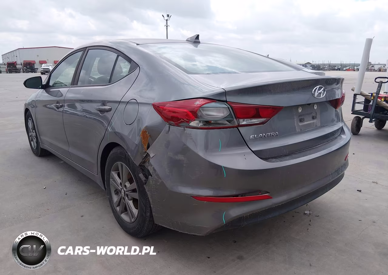 2018 Hyundai Elantra Sel VIN:5NPD84LF6JH252518 - 3