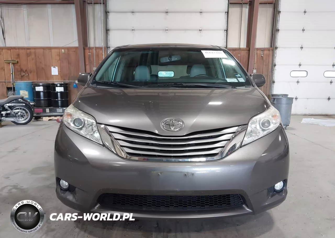 2017 Toyota Sienna Xle 7 Passenger VIN:5TDDZ3DC3HS175932 - 12