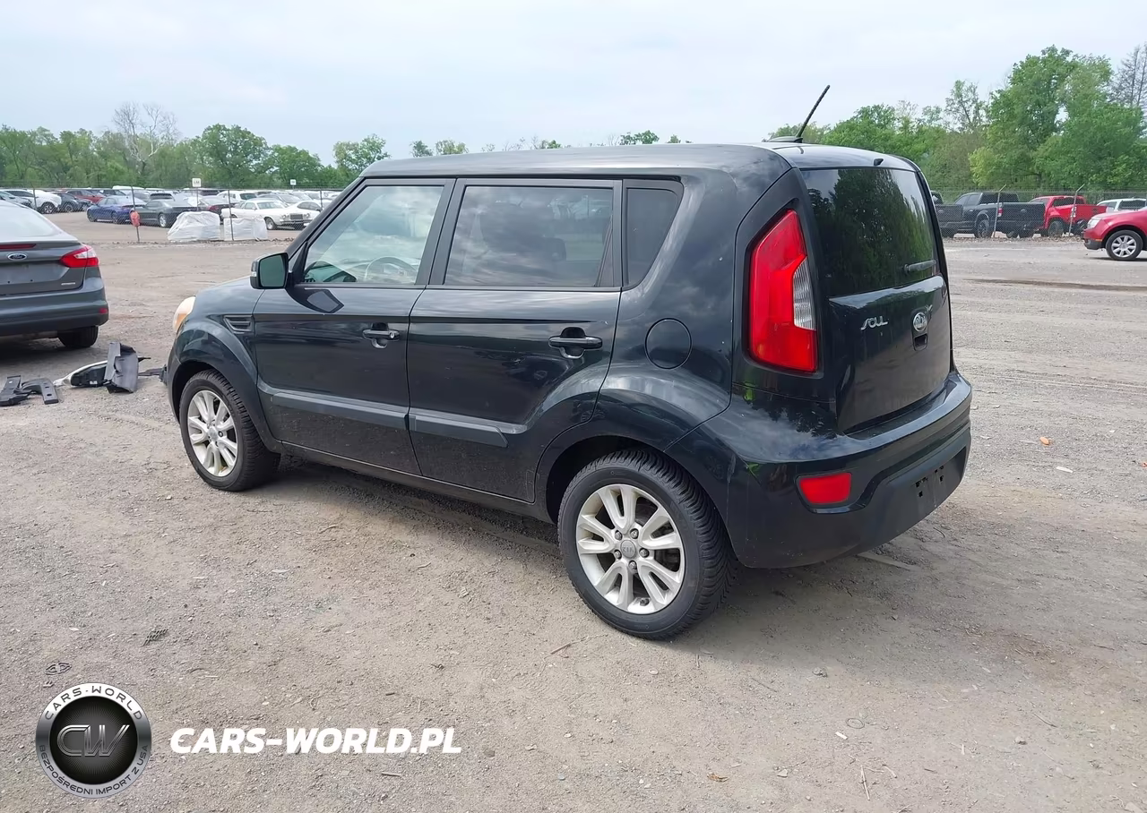 2013 Kia Soul + VIN:KNDJT2A65D7535333 - 3