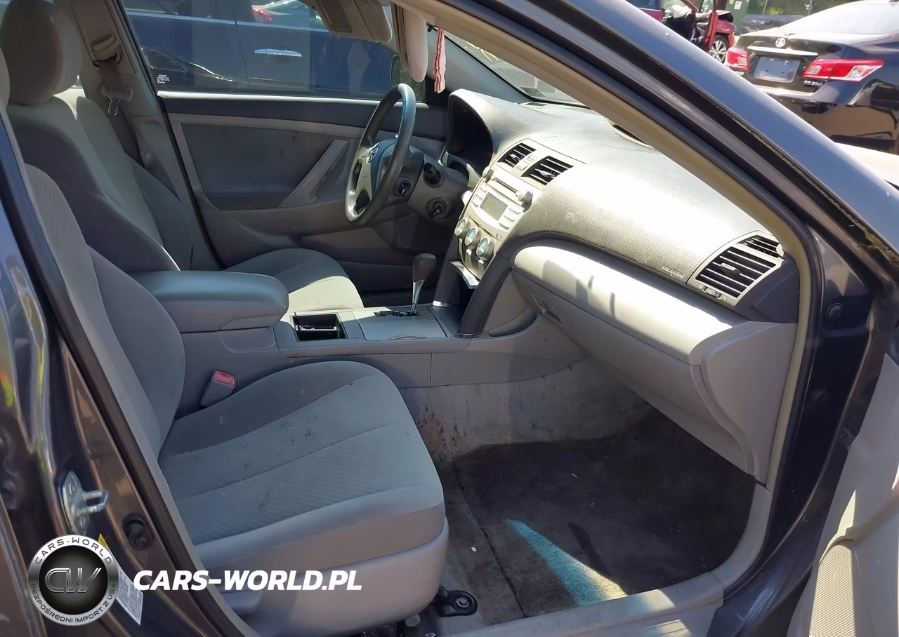 2009 Toyota Camry Le VIN:4T1BE46K49U375336 - 5