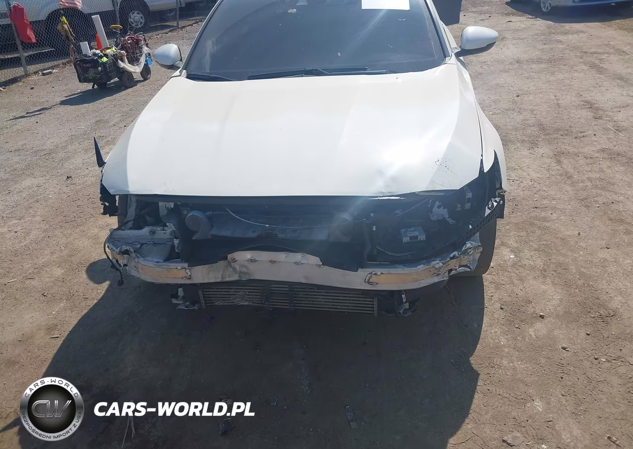 2018 Honda Accord Touring VIN:1HGCV1F92JA119434 - 6