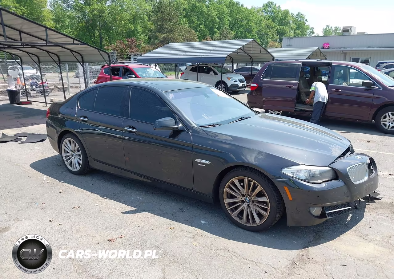 2012 BMW 550I xDrive – zdjęcie 1 z 16