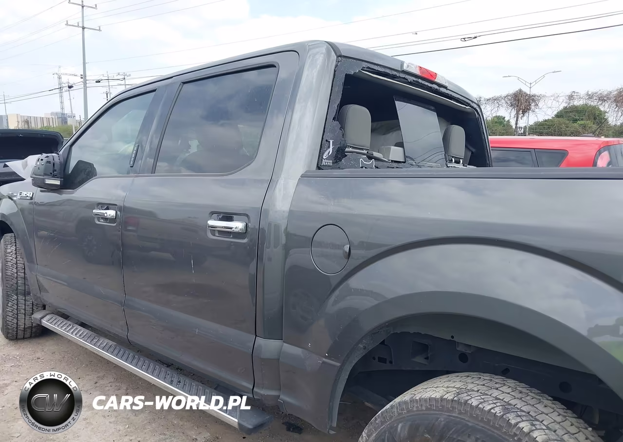 2018 Ford F-150 Xlt VIN:1FTEW1CP6JKC51114 - 15