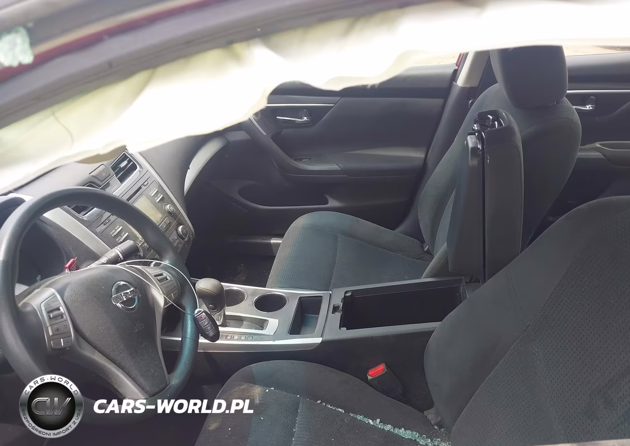 2015 Nissan Altima 2.5 S VIN:1N4AL3AP6FN352588 - 18