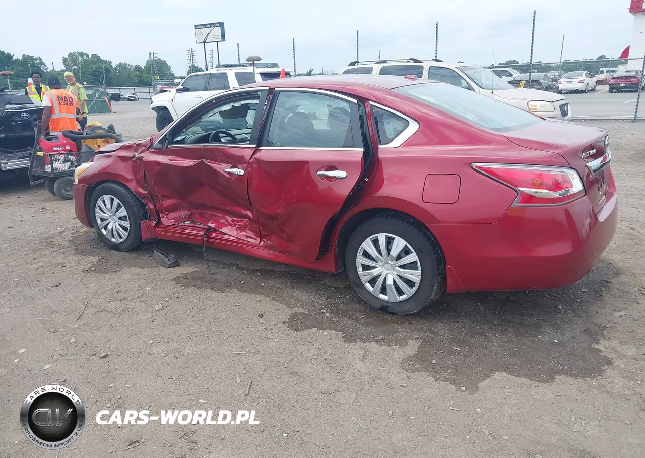 2015 Nissan Altima 2.5 S VIN:1N4AL3AP6FN352588 - 3
