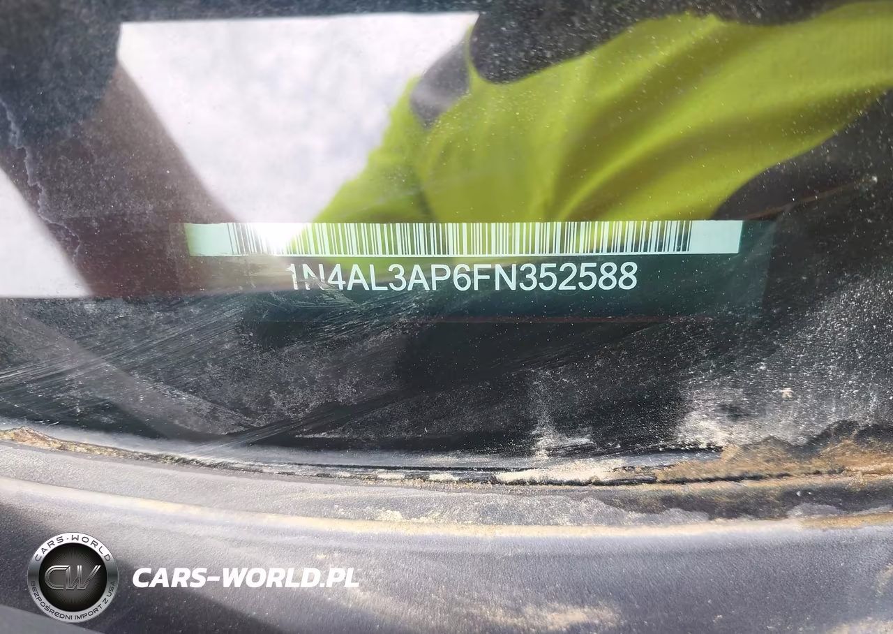 2015 Nissan Altima 2.5 S VIN:1N4AL3AP6FN352588 - 9