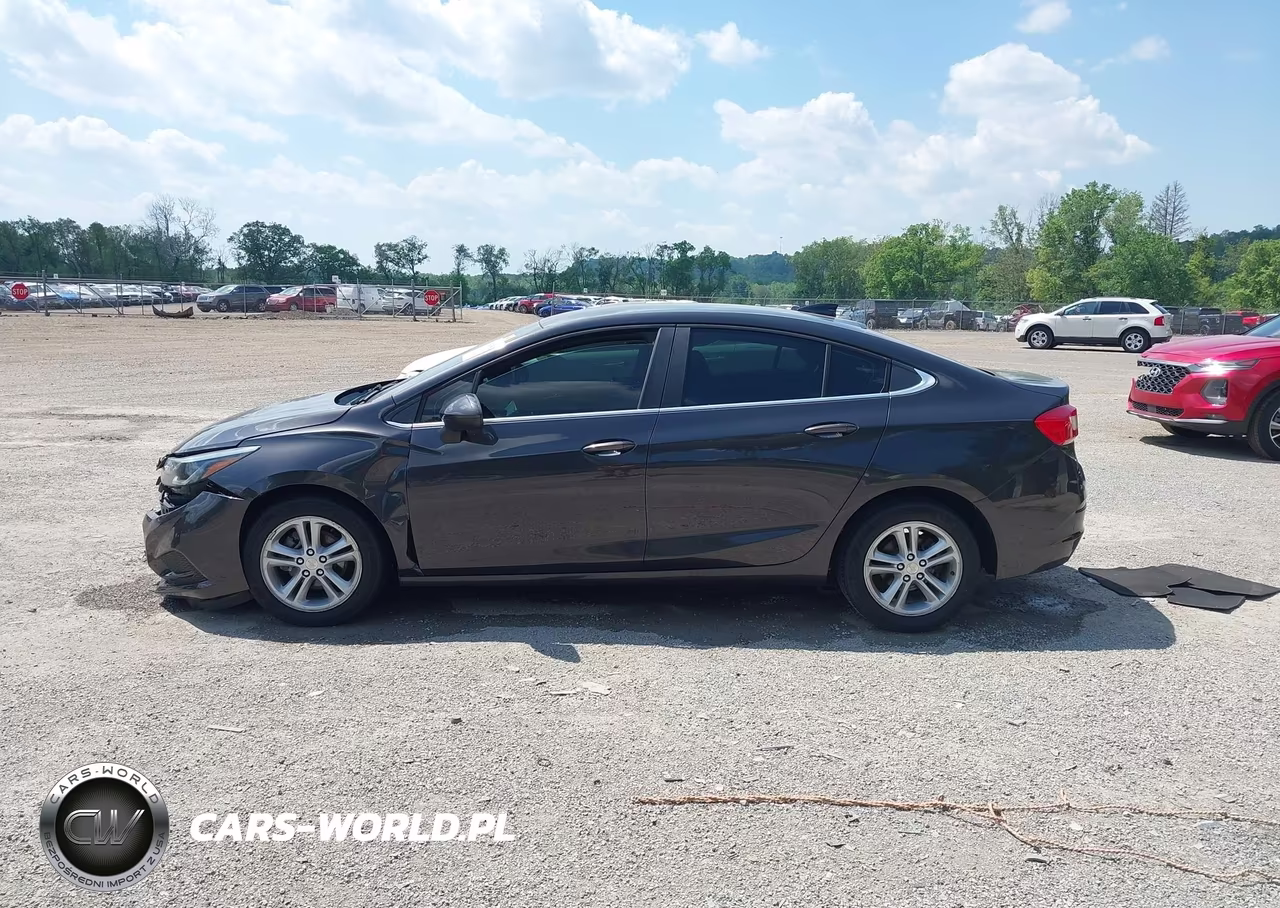 2017 Chevrolet Cruze Lt Auto VIN:1G1BE5SM0H7102059 - 14