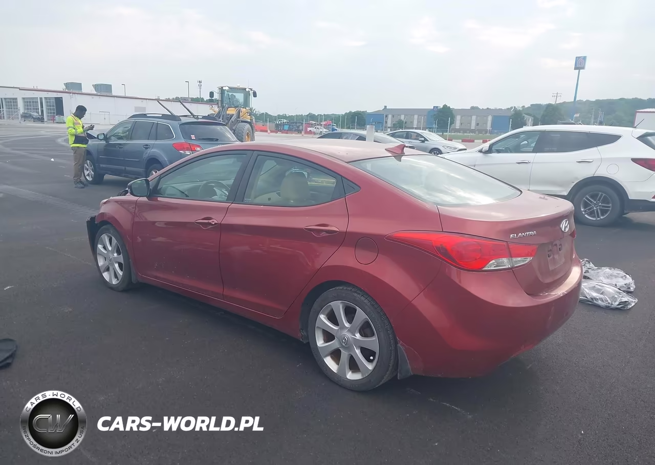 2013 Hyundai Elantra Limited VIN:5NPDH4AEXDH247045 - 3