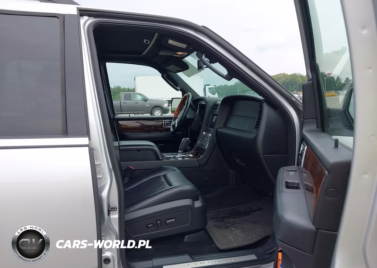 2017 Lincoln Navigator Select VIN:5LMJJ2JT2HEL01317 - 5