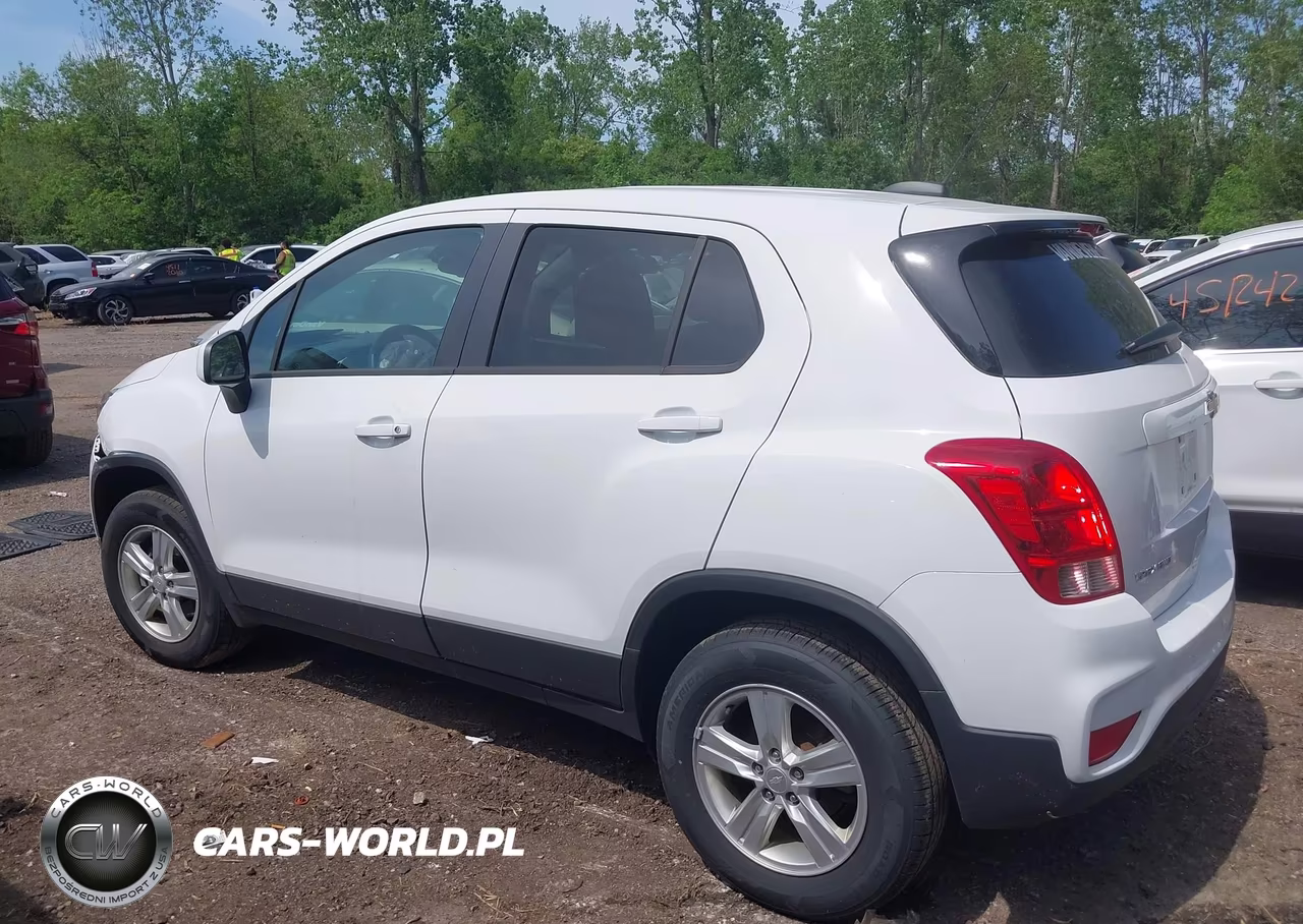 2020 Chevrolet Trax Awd Ls VIN:3GNCJNSB4LL109064 - 14