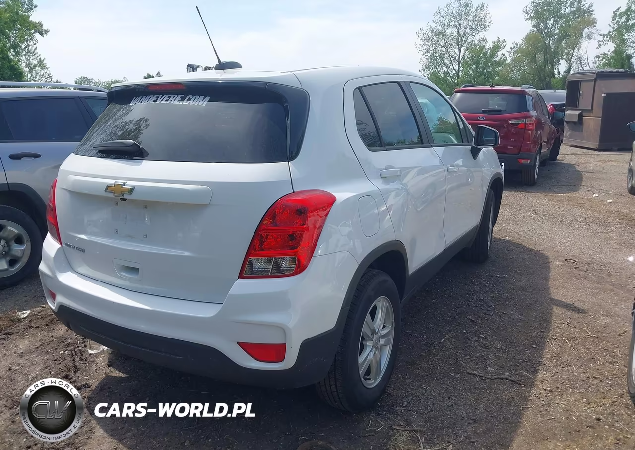 2020 Chevrolet Trax Awd Ls VIN:3GNCJNSB4LL109064 - 4
