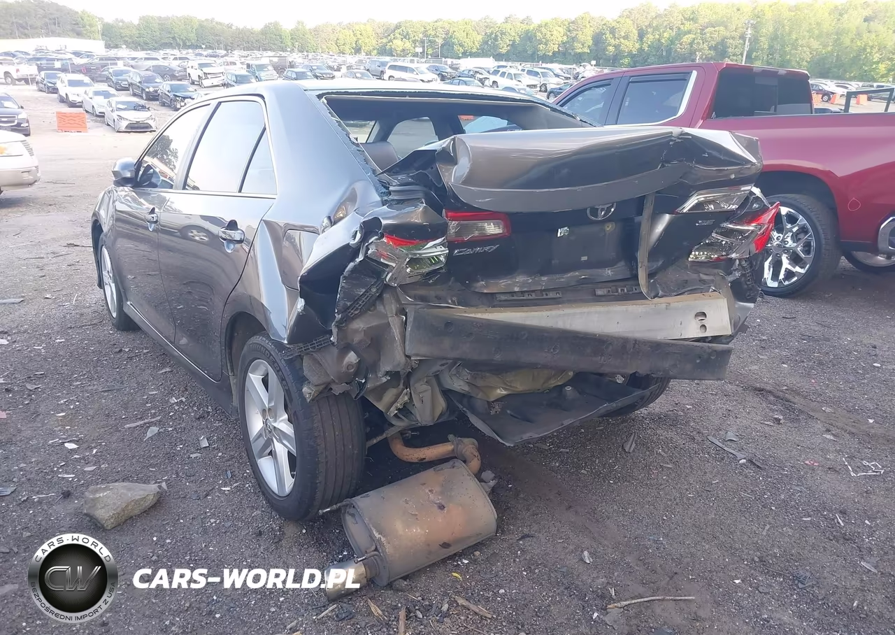 2014 Toyota Camry Se VIN:4T1BF1FK9EU461294 - 3