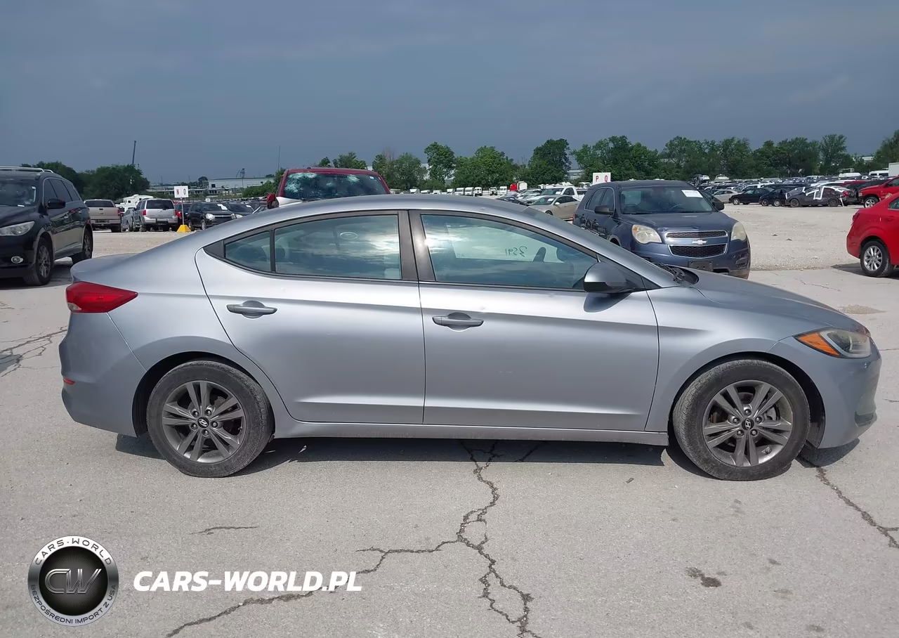 2017 Hyundai Elantra Se VIN:5NPD84LF0HH067648 - 13