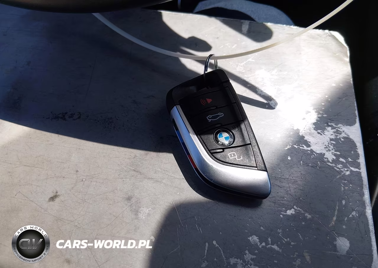 2024 BMW M2 VIN:3MF13DM0XR8E79170 - 11