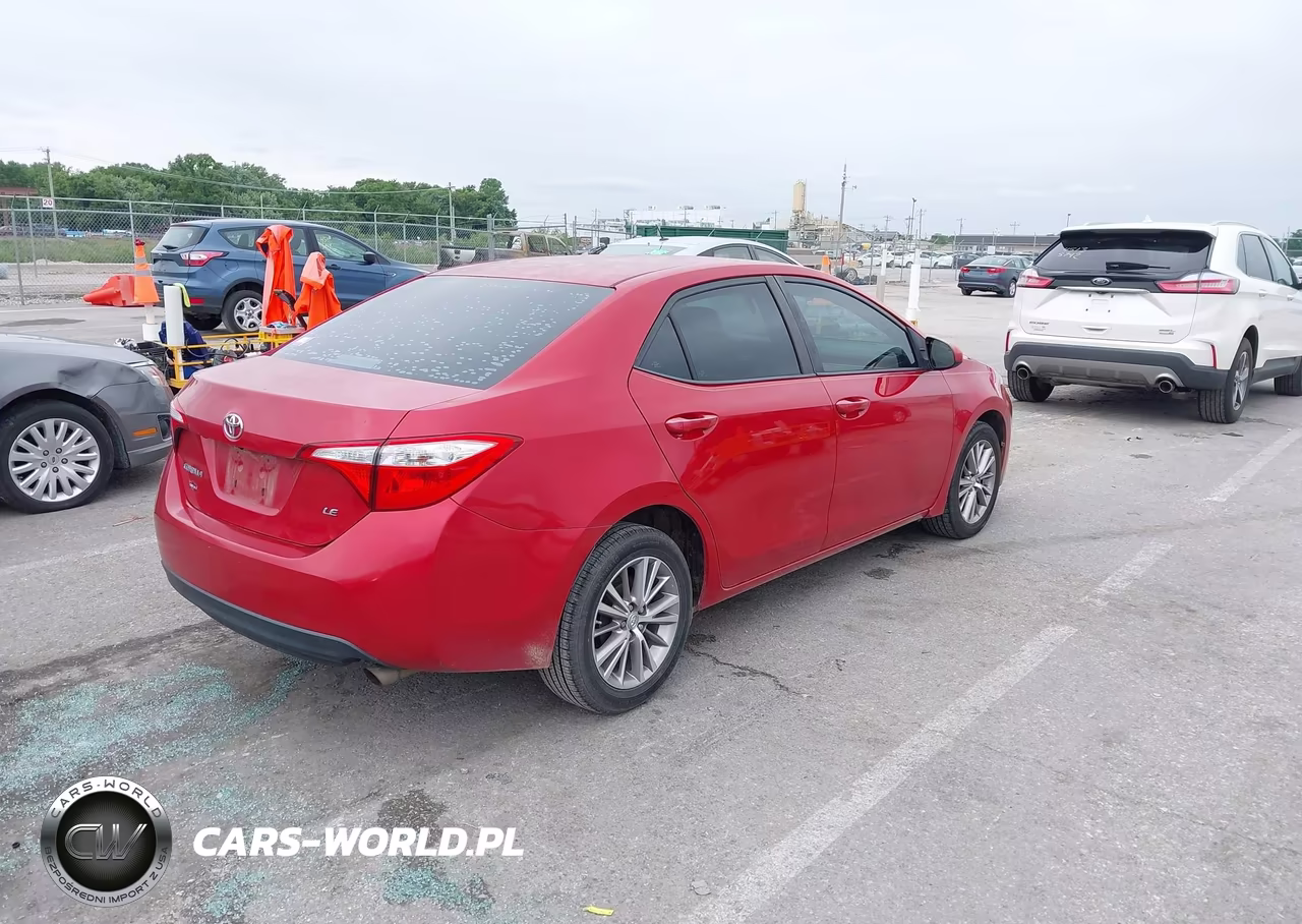 2015 Toyota Corolla Le Plus VIN:2T1BURHE6FC309259 - 4
