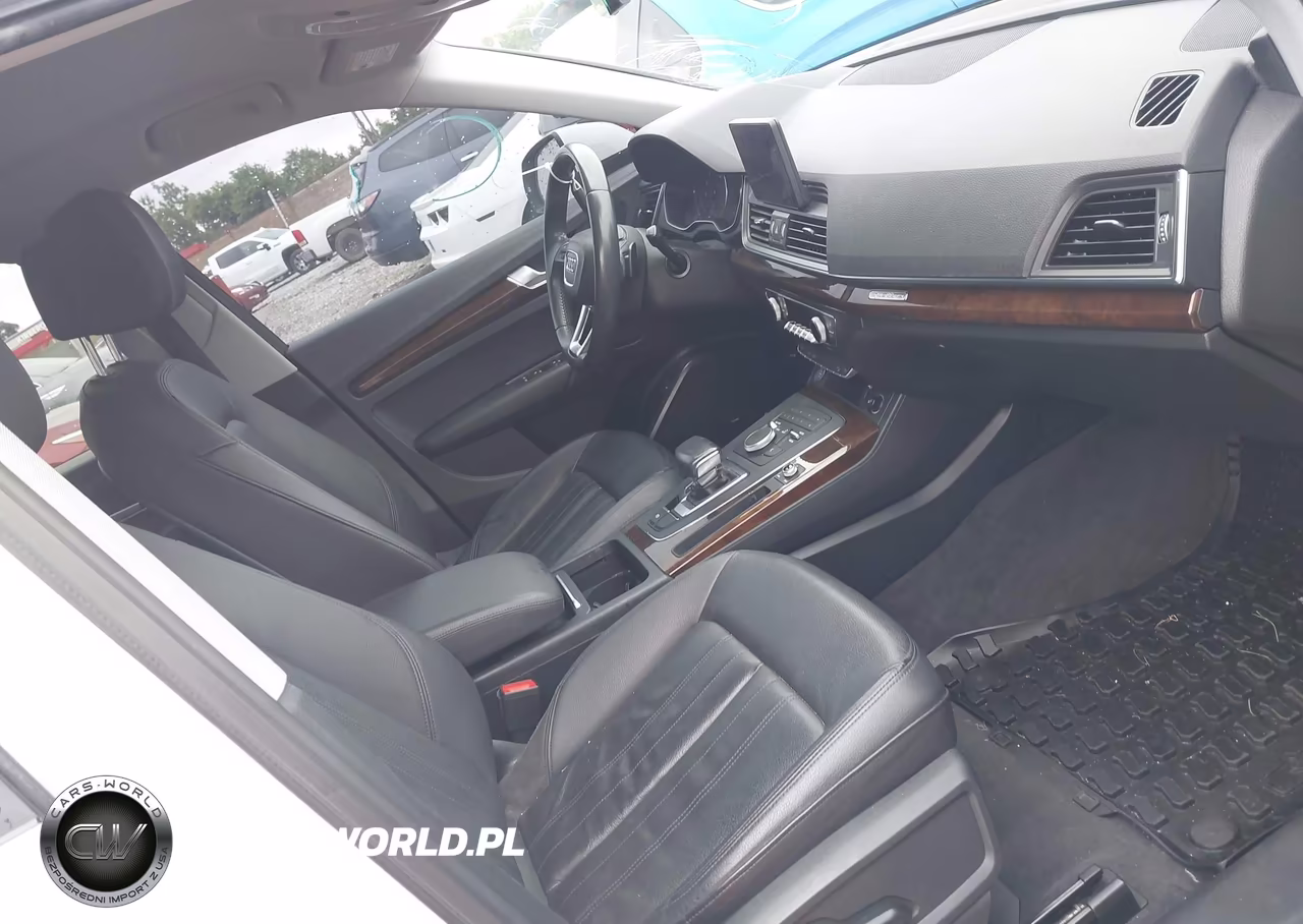 2019 Audi Q5 45 Premium VIN:WA1ANAFY3K2110292 - 5