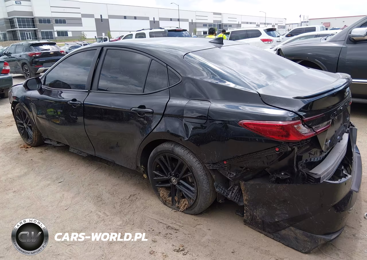 2025 Toyota Camry Se VIN:4T1DAACK3SU113692 - 3