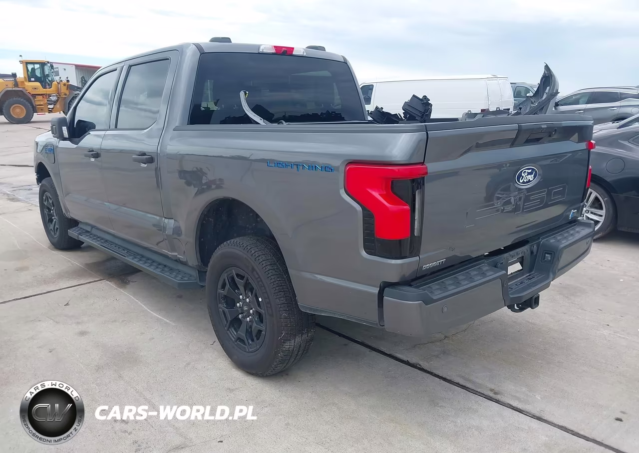 2025 Ford F-150 Lightning Xlt VIN:1FTVW3LK2SWG10162 - 3