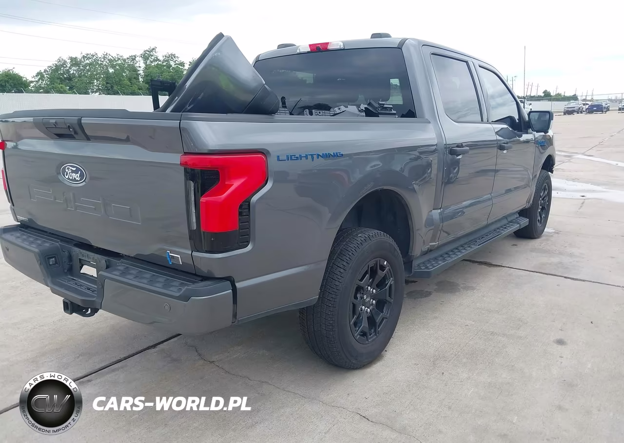 2025 Ford F-150 Lightning Xlt VIN:1FTVW3LK2SWG10162 - 4