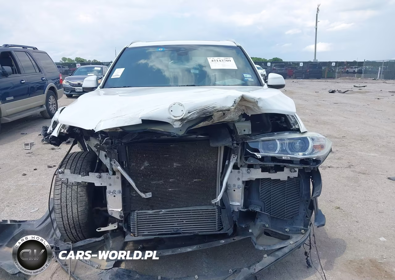 2017 BMW X5 xDrive35I VIN:5UXKR0C3XH0X82418 - 11