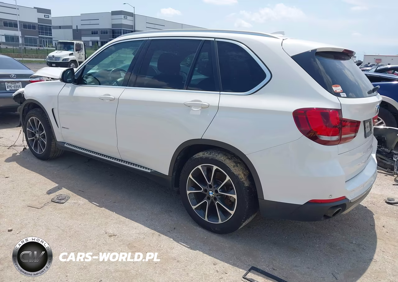 2017 BMW X5 xDrive35I VIN:5UXKR0C3XH0X82418 - 3