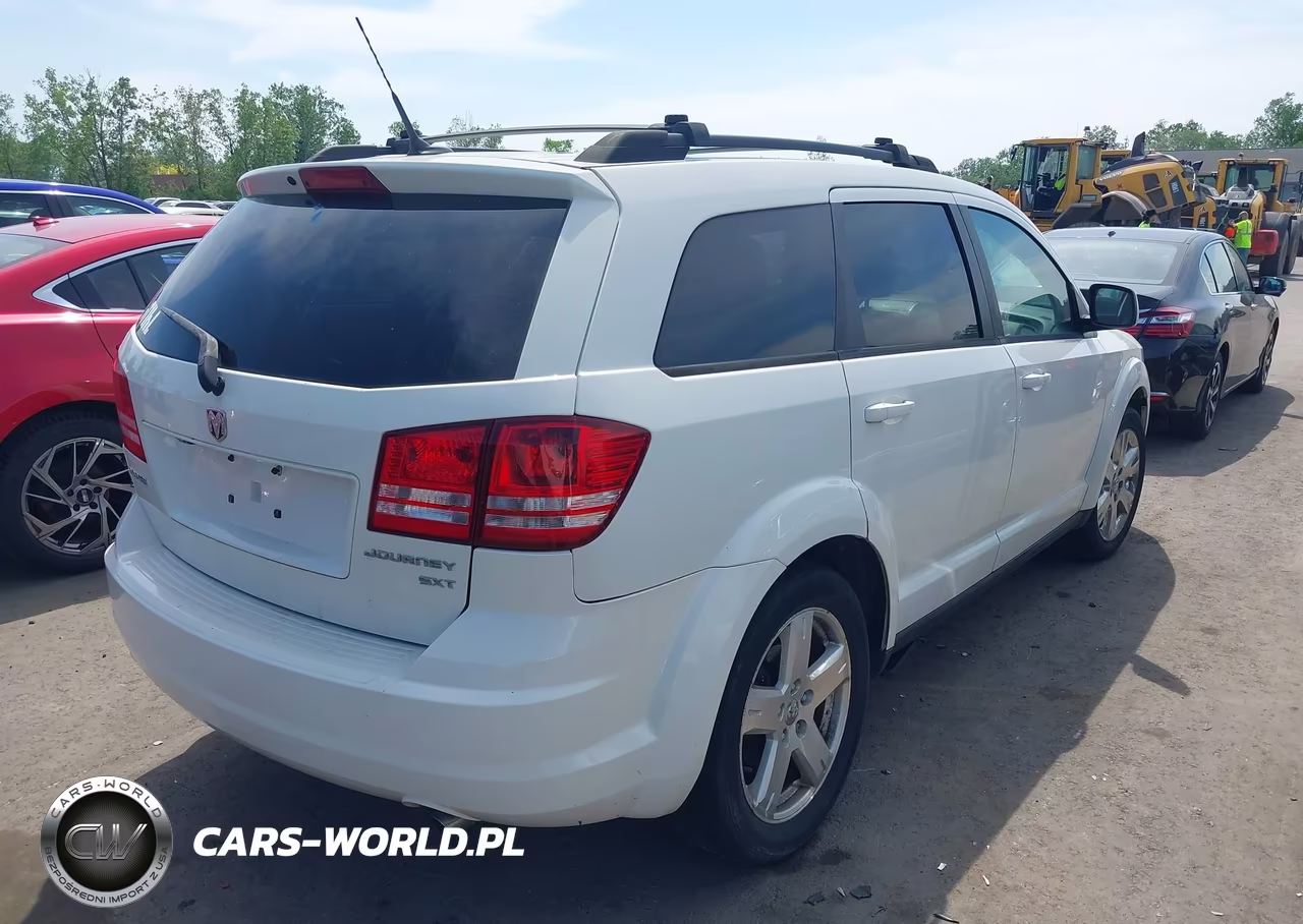 2010 Dodge Journey Sxt VIN:3D4PG5FV5AT242655 - 4