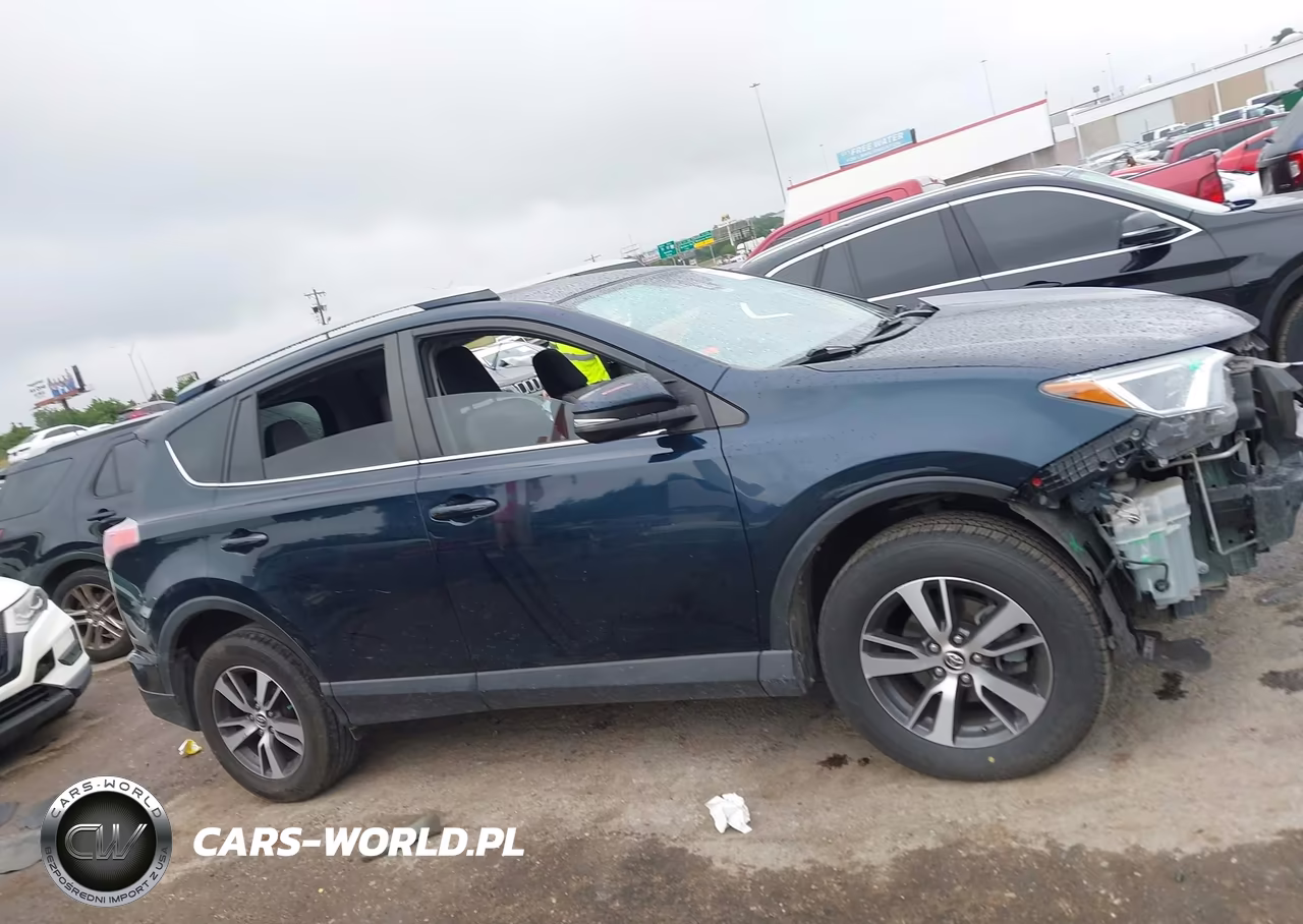 2017 Toyota Rav4 Xle VIN:JTMWFREV6HJ114222 - 14