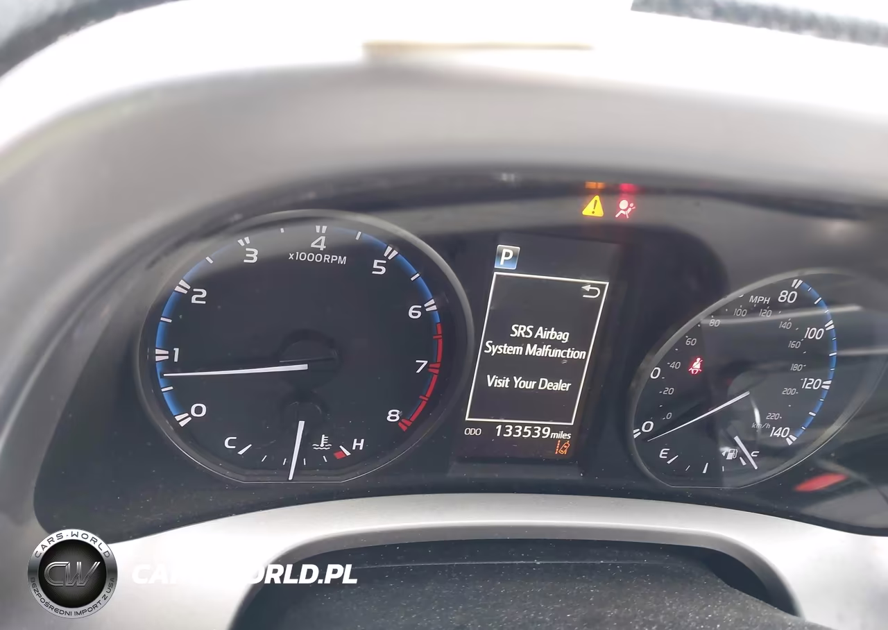 2017 Toyota Rav4 Xle VIN:JTMWFREV6HJ114222 - 16