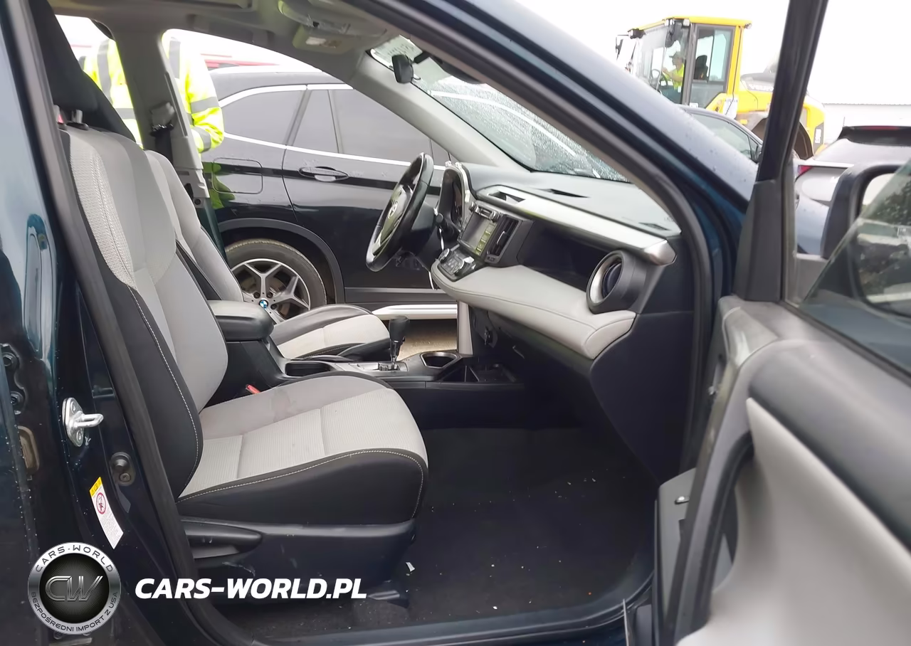 2017 Toyota Rav4 Xle VIN:JTMWFREV6HJ114222 - 5