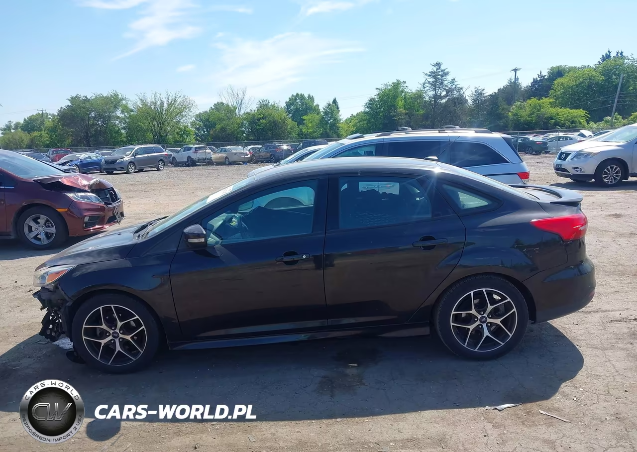 2015 Ford Focus Se VIN:1FADP3F24FL382408 - 14