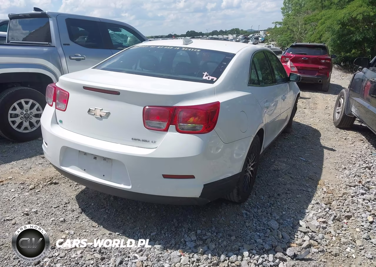 2015 Chevrolet Malibu 2Lt VIN:1G11D5SL5FU122912 - 4