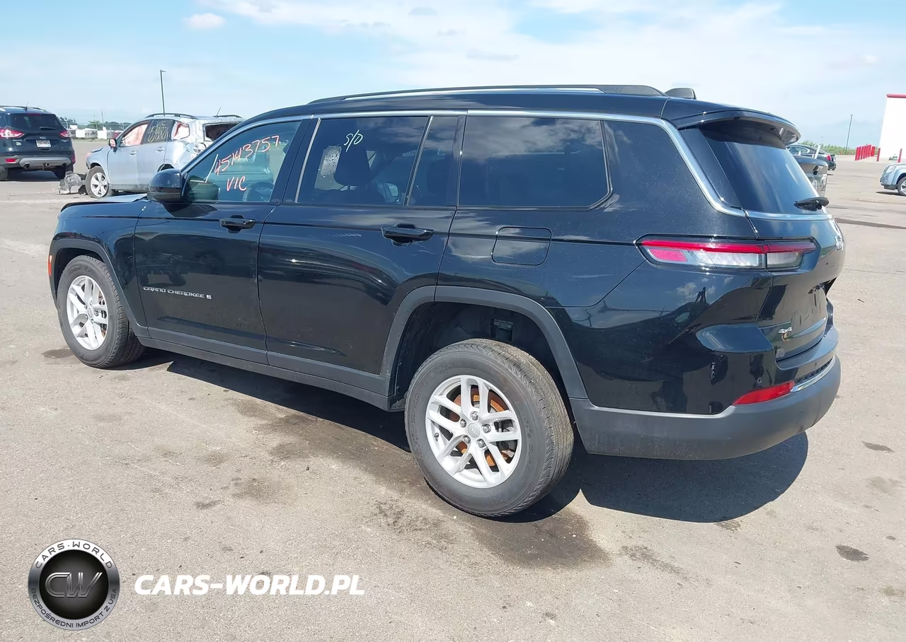2023 Jeep Grand Cherokee L Laredo 4X4 VIN:1C4RJKAG7P8865975 - 3