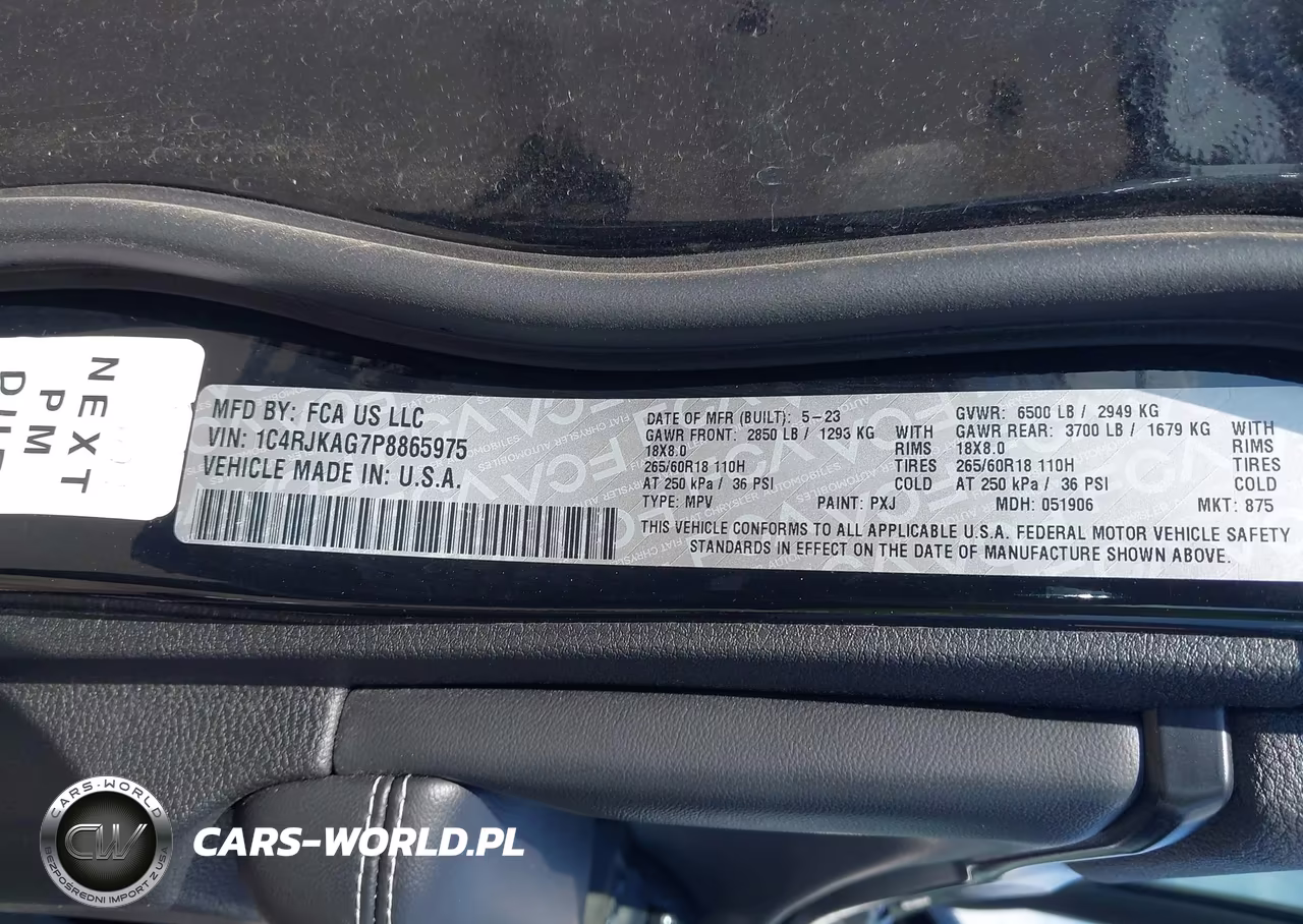 2023 Jeep Grand Cherokee L Laredo 4X4 VIN:1C4RJKAG7P8865975 - 9