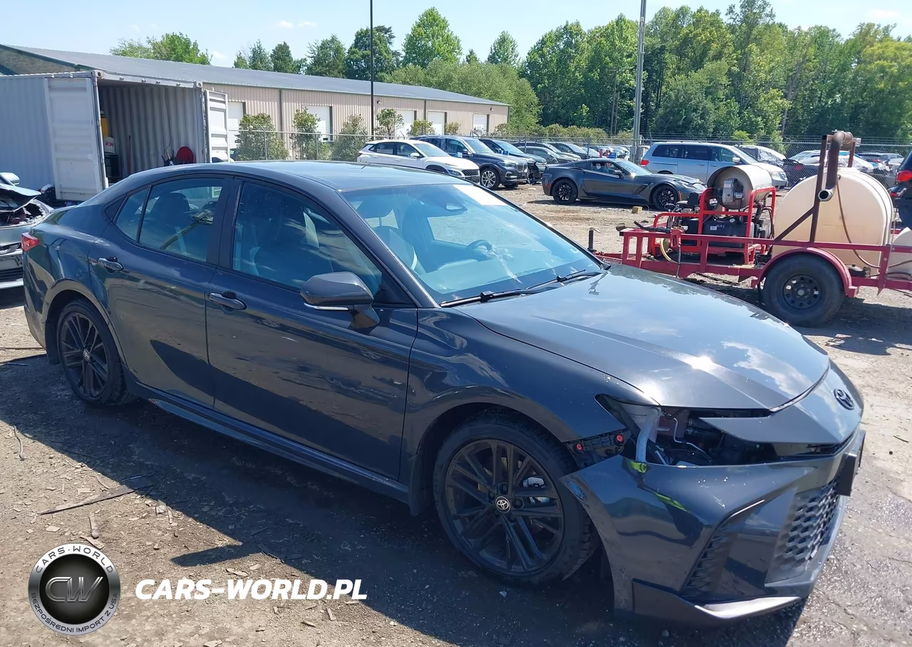 2025 Toyota Camry Se – zdjęcie 1 z 18