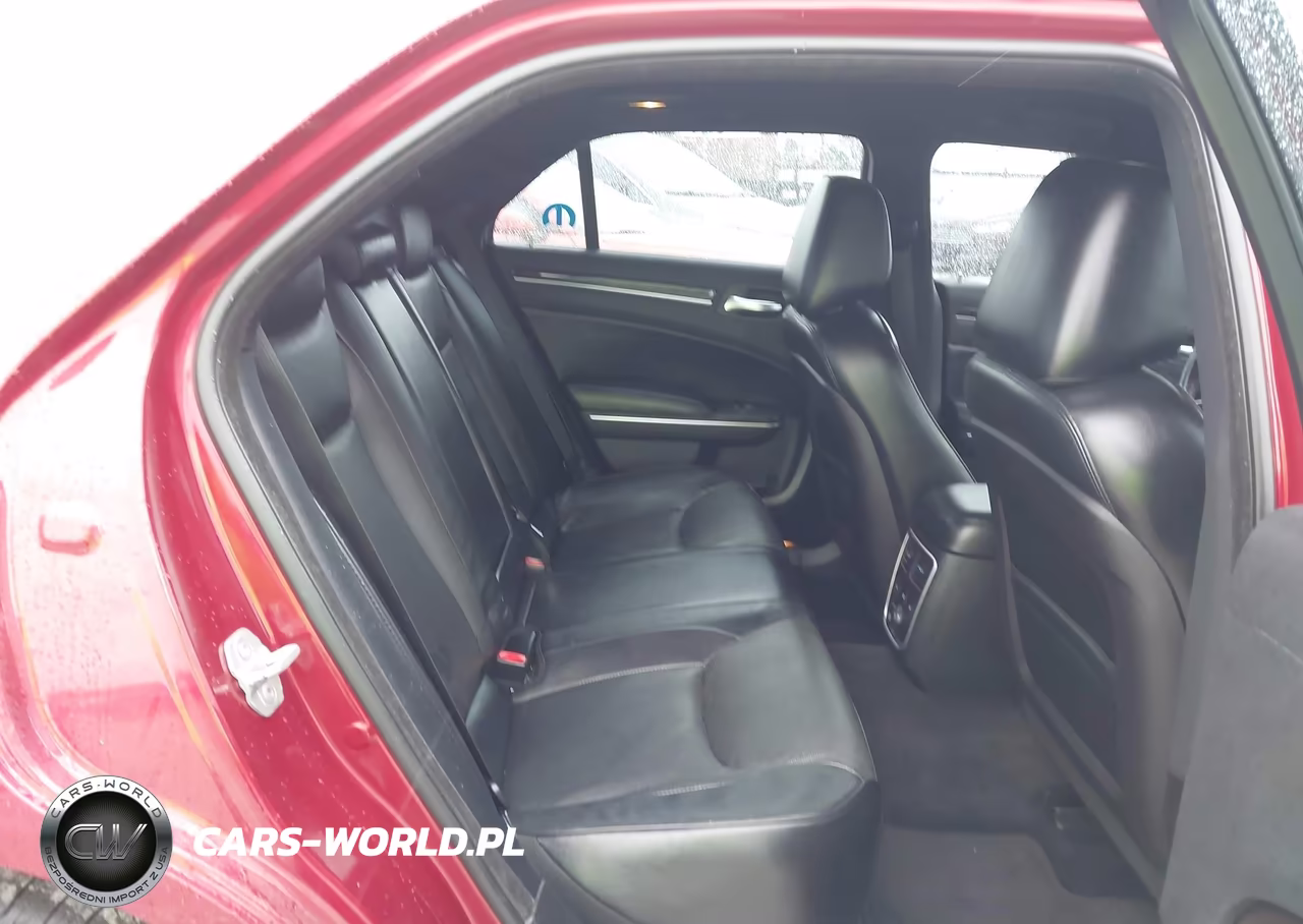 2012 Chrysler 300C VIN:2C3CCAET6CH250067 - 8