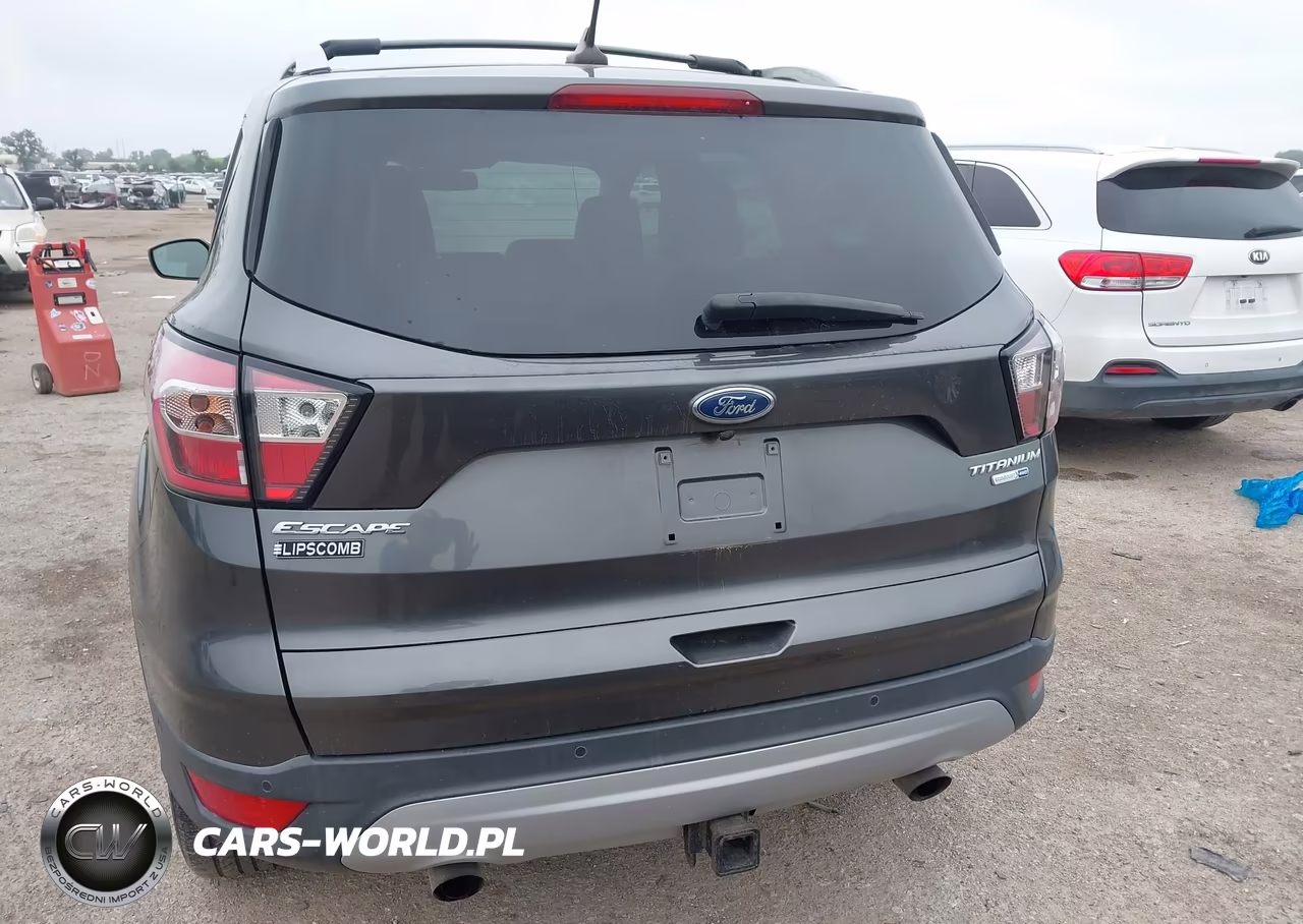 2018 Ford Escape Titanium VIN:1FMCU9J94JUA30028 - 16