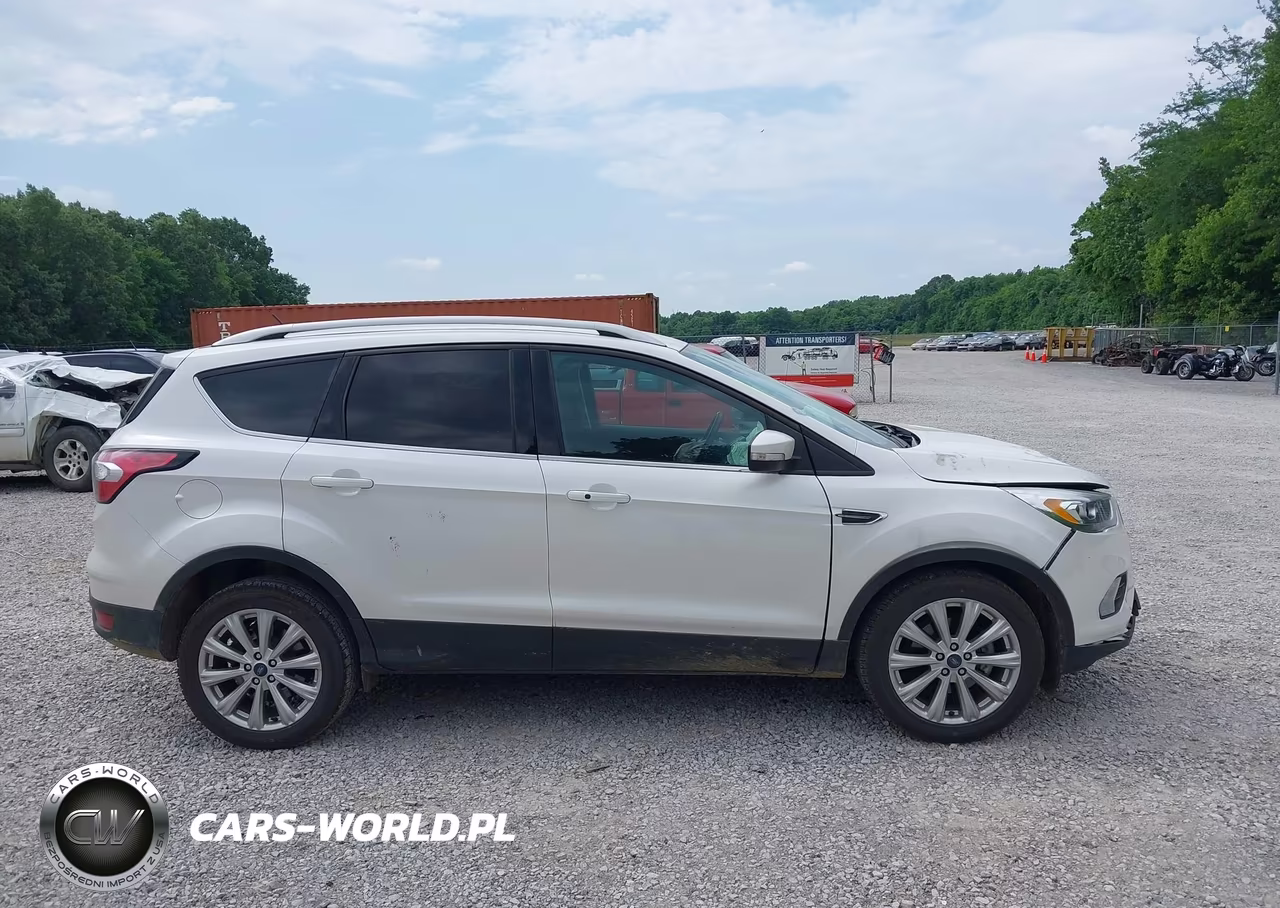 2017 Ford Escape Titanium VIN:1FMCU0JD9HUC22085 - 13