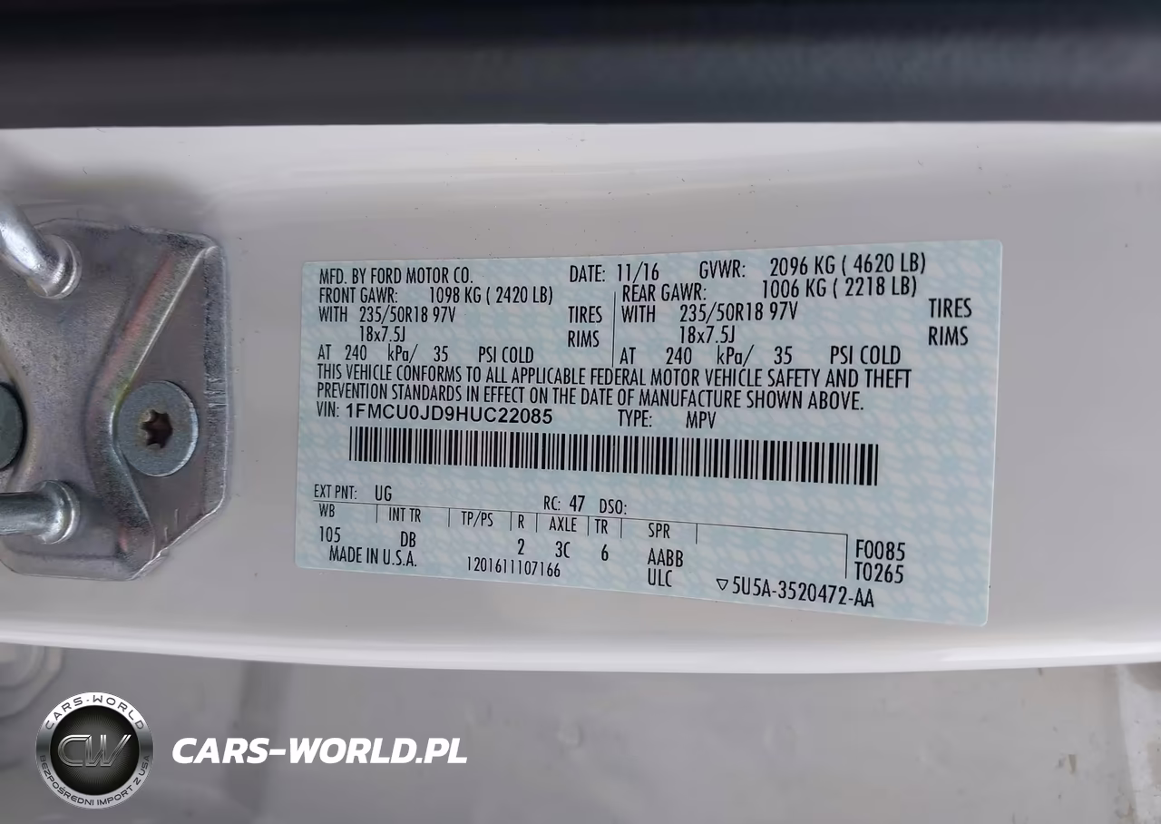 2017 Ford Escape Titanium VIN:1FMCU0JD9HUC22085 - 9
